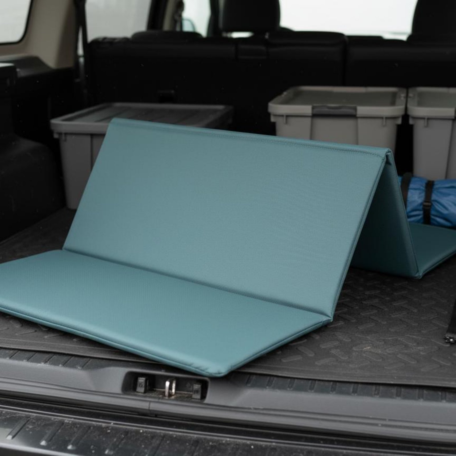 حصيرة سفلية مبطنة قابلة للطي ل - مراجعة Outdoor Camping Mat وسعره
